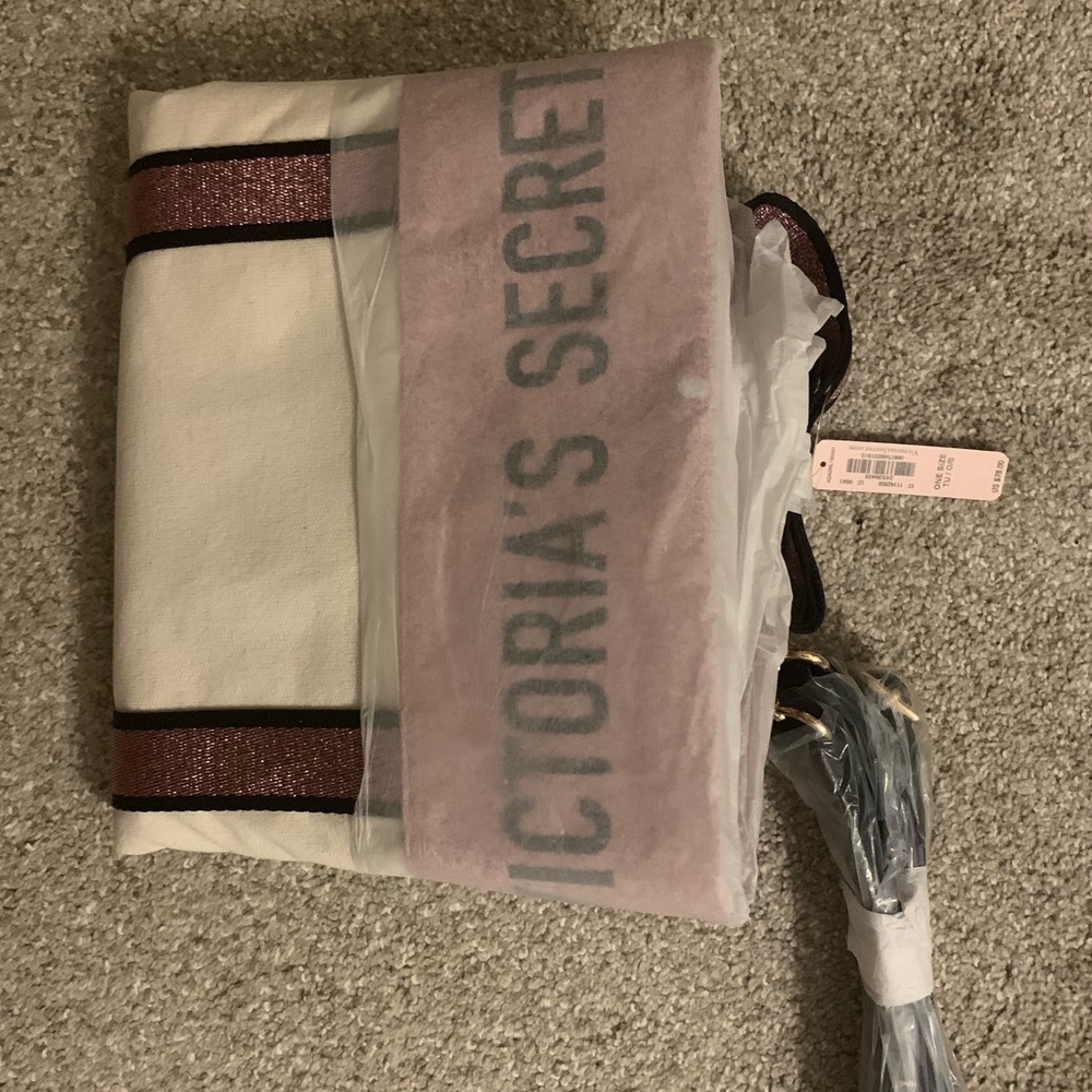 Bag - Picture 2 of 2